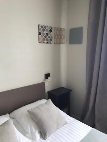 Hotel La Petite Auberge Ares Eksteriør billede